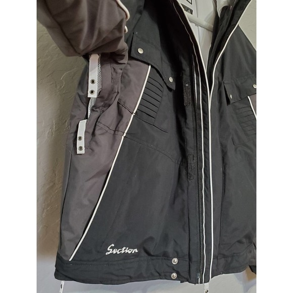 Section size 16 girls ski jacket - Picture 4 of 16